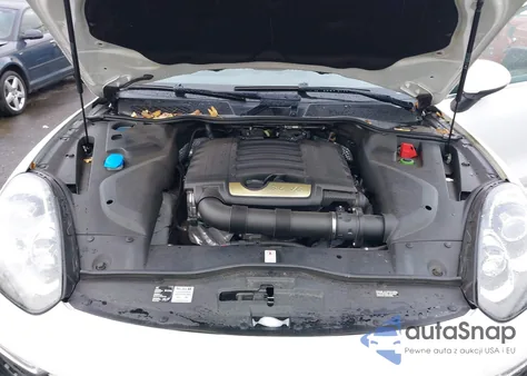 2016 Porsche Cayenne из США, поврежденный, VIN WP1AA2A22GLA04619